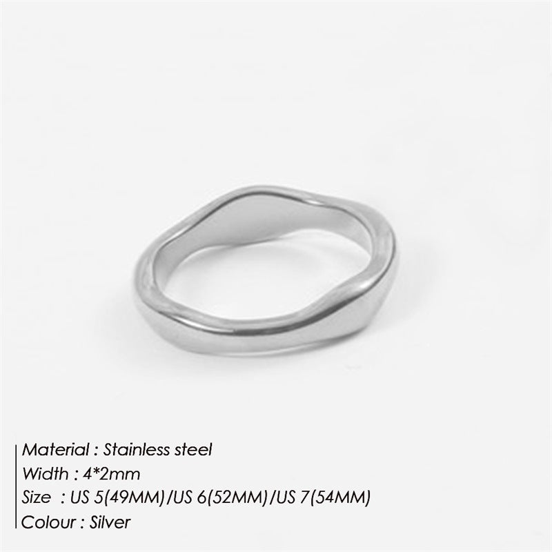 Wavy Irregular 18K Gold Ring