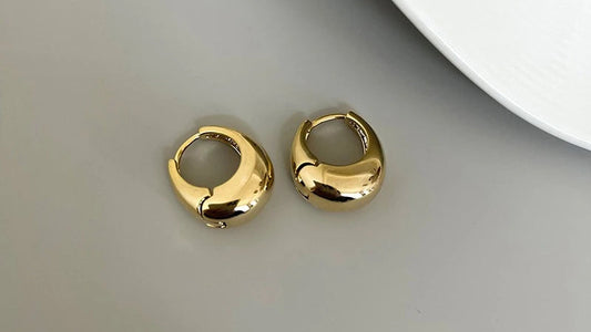 Oval Elegant Earrings, 3D Metal Design