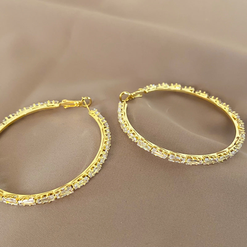 Diamond-encrusted Big Circle Earrings