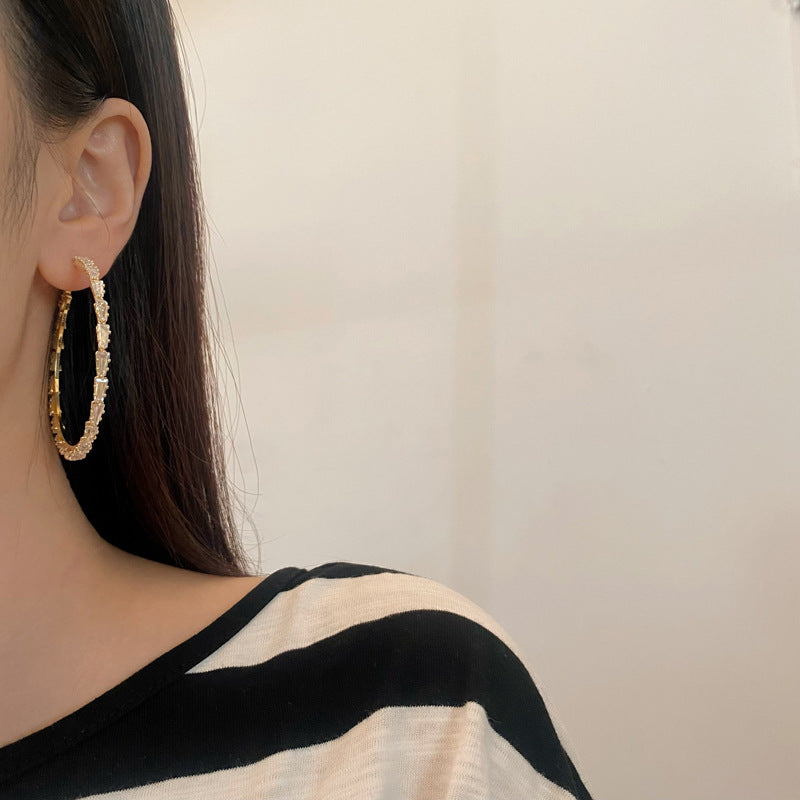 Diamond-encrusted Big Circle Earrings