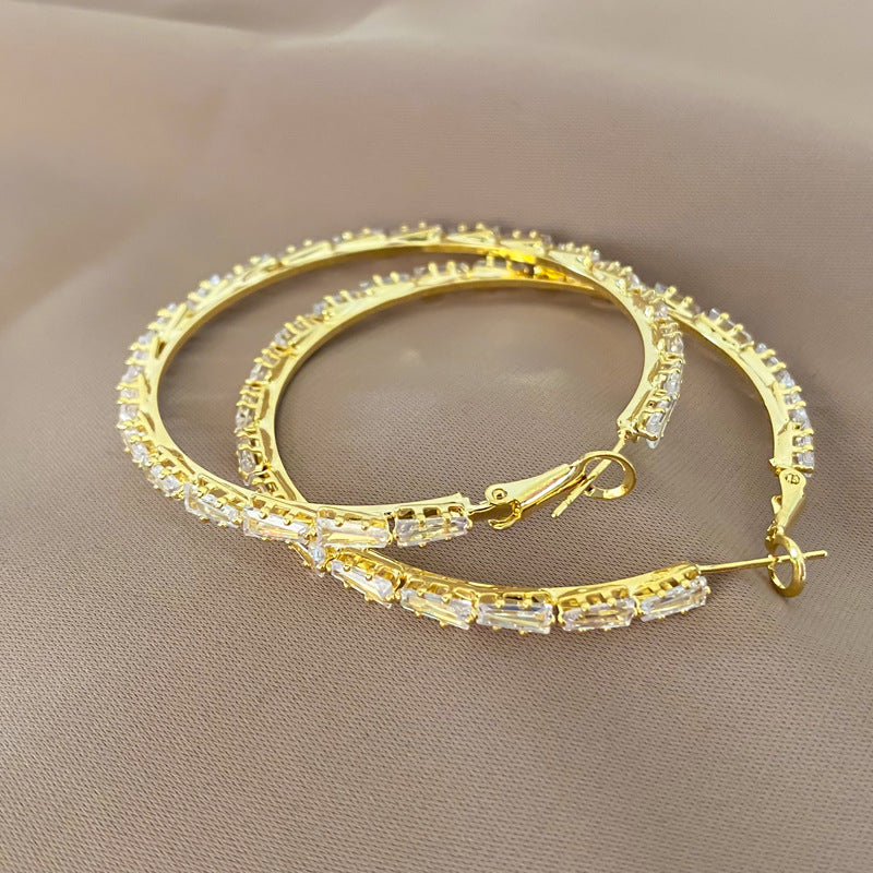 Diamond-encrusted Big Circle Earrings