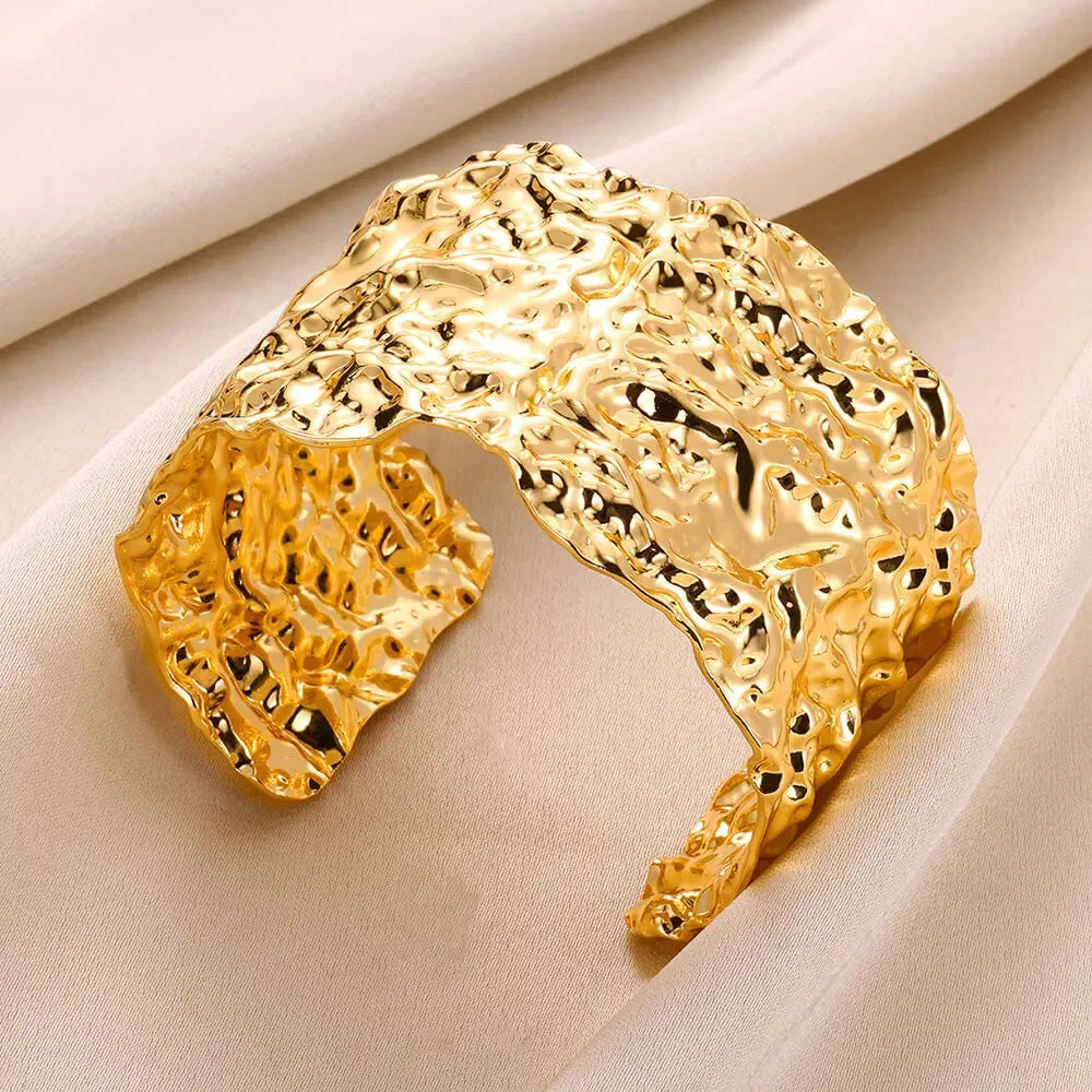 Classic Bump Pattern Openning Bangles