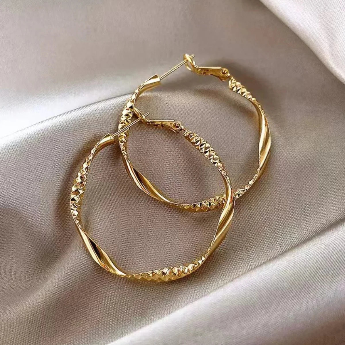 18K Gold Plated Elegant Hoop Earrings